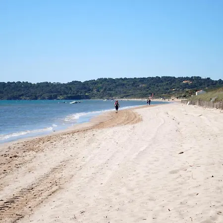 La Seniorie Apartment Hyères